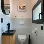 Dom wakacyjny House With 3 Bedrooms, Parking And Garden *